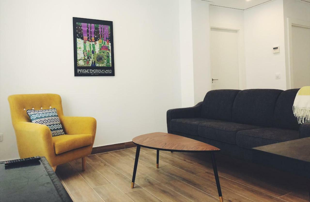 Apartamentos La Gloria Бенідорм Екстер'єр фото