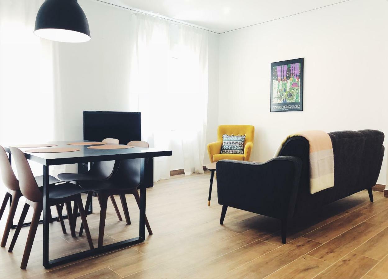 Apartamentos La Gloria Бенідорм Екстер'єр фото