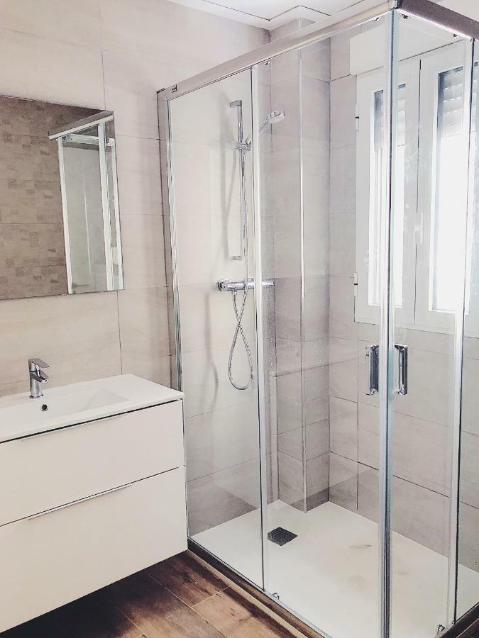 Apartamentos La Gloria Бенідорм Екстер'єр фото